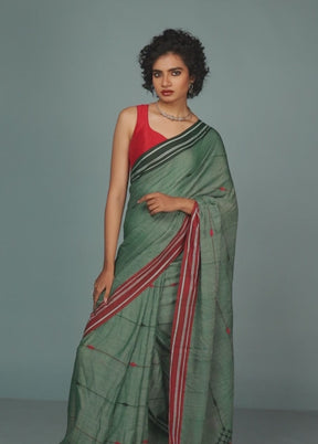 Green Matka Silk Saree Without Blouse Piece