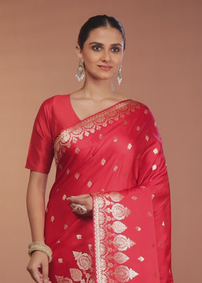 Red Banarasi Silk Saree With Blouse Piece