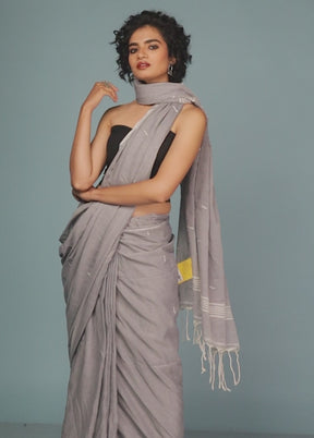 Grey Cotton Saree With Blouse Piece